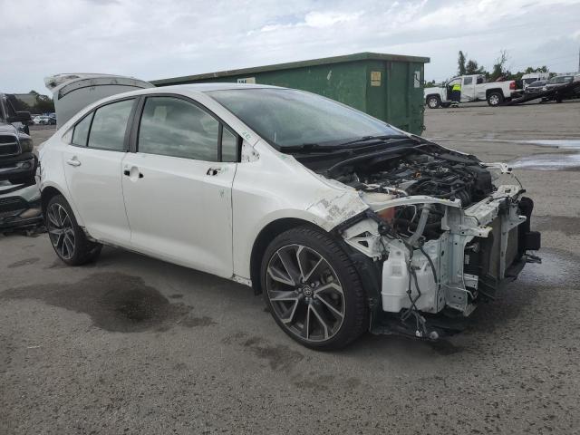 JTDS4RCE5LJ013348 - 2020 TOYOTA COROLLA SE Biały zdjęcie 4