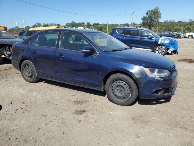 3VWD17AJ8EM409444 - 2014 VOLKSWAGEN JETTA SE BLUE photo 4