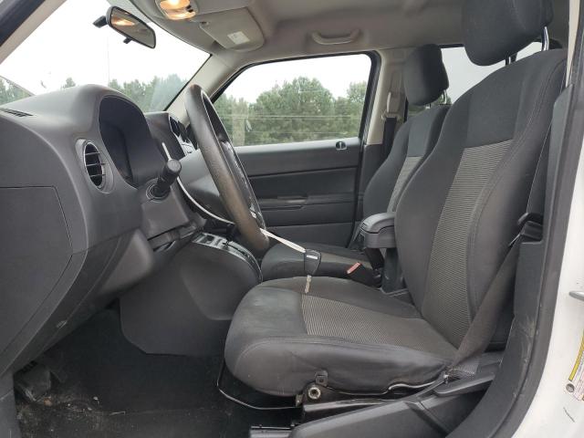 1C4NJPBB7CD507565 - 2012 JEEP PATRIOT SPORT WHITE photo 7