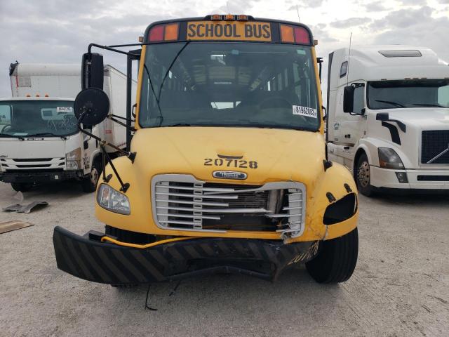 4UZABRDJ18CZ08131 - 2008 FREIGHTLINER CHASSIS B2B YELLOW photo 5