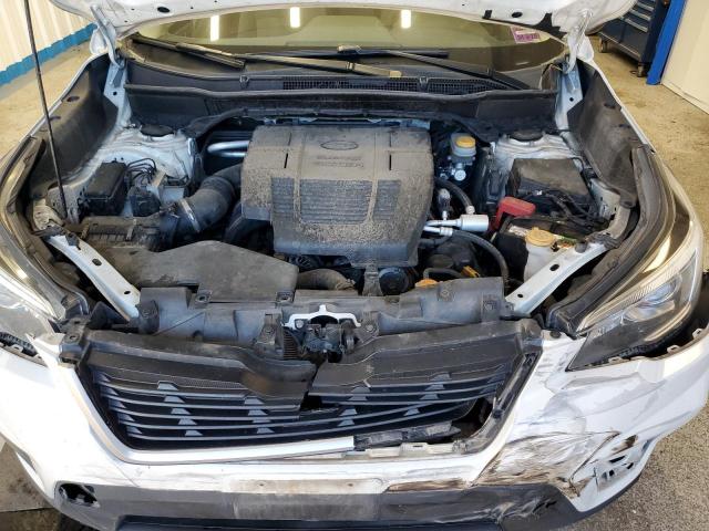 JF2SKACC1KH460174 - 2019 SUBARU FORESTER WHITE photo 12