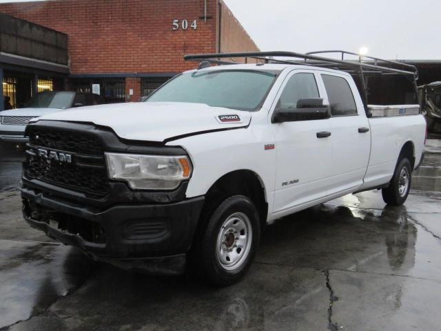 3C6UR4HJ2NG200660 - 2022 RAM 2500 TRADESMAN WHITE photo 2