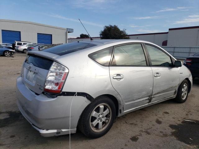 JTDKB20U687720441 - 2008 TOYOTA PRIUS SILVER photo 3