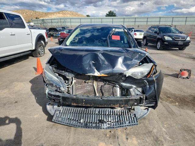 5YFBURHEXHP703494 - 2017 TOYOTA COROLLA L BLACK photo 5