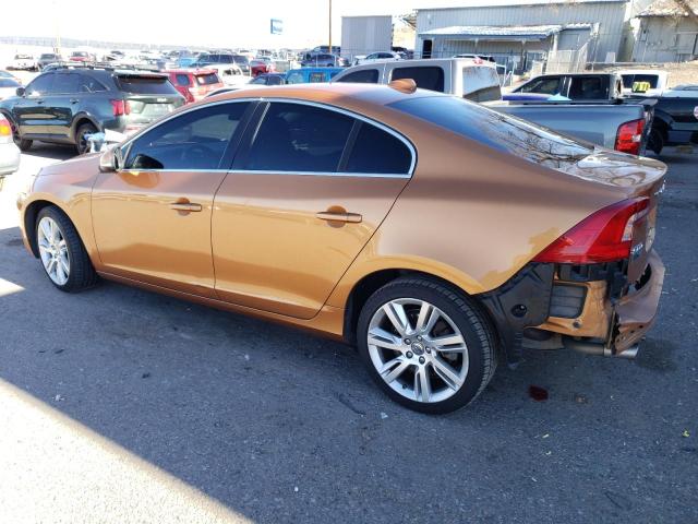 YV1902FHXB2006485 - 2011 VOLVO S60 T6 ORANGE photo 2