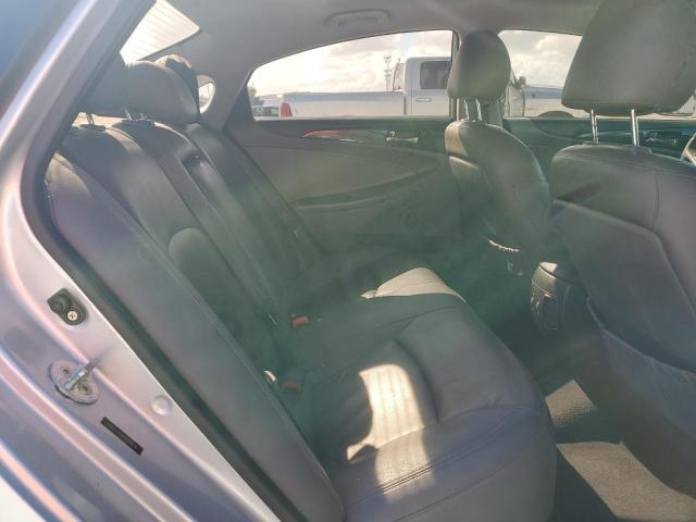 5NPEC4AC8CH354479 - 2012 HYUNDAI SONATA SE Argent photo 10