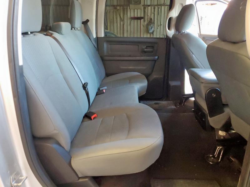 3C63RRGLXHG730097 - 2017 RAM 3500 ST 银色 照片 10