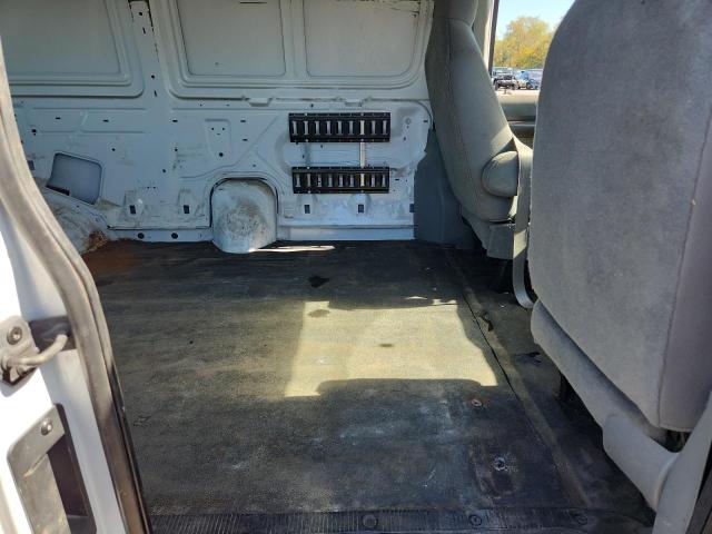 1FTNE14W89DA53417 - 2009 FORD ECONOLINE E150 VAN თეთრი ფოტო 10