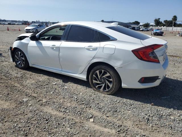 2HGFC2F79JH569381 - 2018 HONDA CIVIC EX თეთრი ფოტო 2