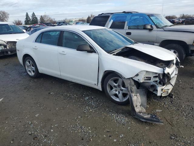 1G1ZG57K794269652 - 2009 CHEVROLET MALIBU LS WHITE photo 4