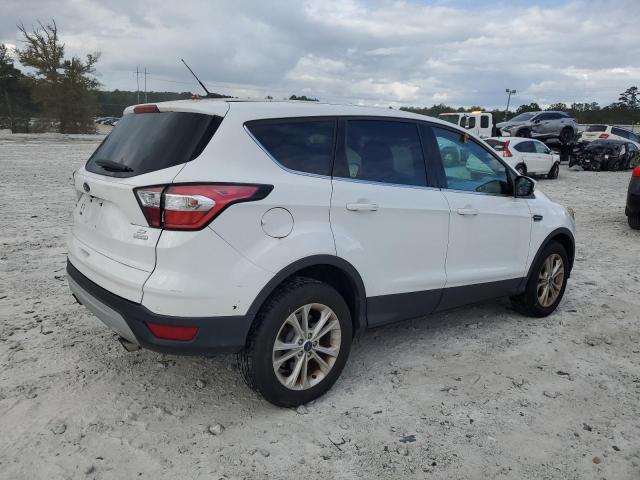 1FMCU0GD7HUD94526 - 2017 FORD ESCAPE SE Biały zdjęcie 3