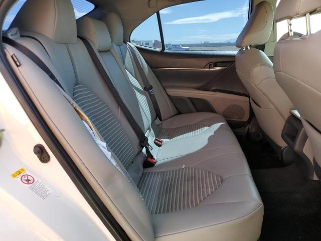 4T1B11HK1KU751052 - 2019 TOYOTA CAMRY L WHITE photo 10