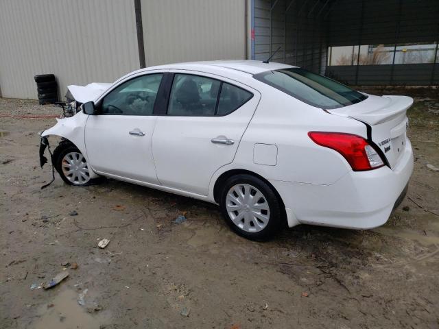 3N1CN7AP3JL883621 - 2018 NISSAN VERSA S WHITE photo 2