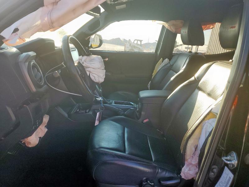 5TFCZ5AN0JX156137 - 2018 TOYOTA TACOMA DOUBLE CAB BLACK photo 7