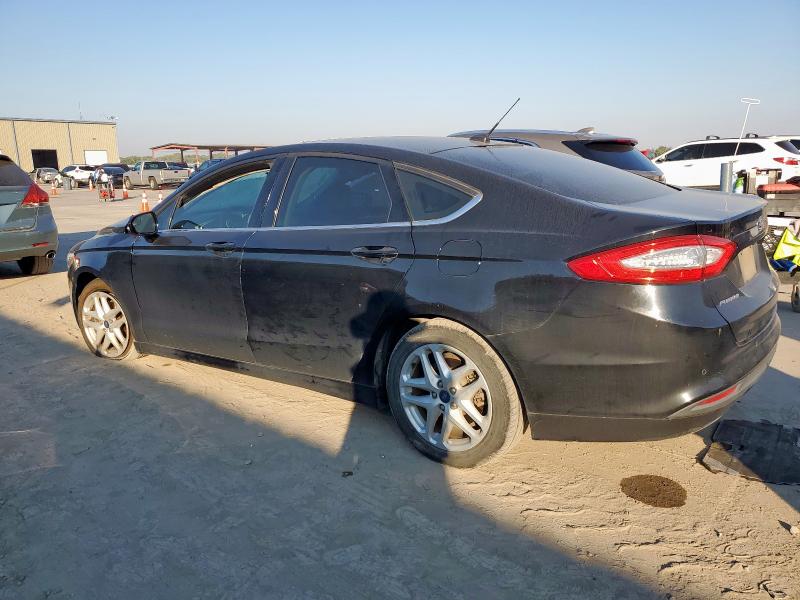 1FA6P0H75G5133881 - 2016 FORD FUSION SE BLACK photo 2