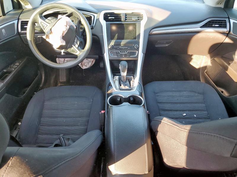 1FA6P0H75G5133881 - 2016 FORD FUSION SE BLACK photo 8