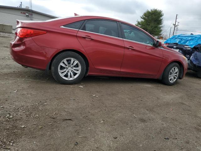 5NPEB4AC7DH513156 - 2013 HYUNDAI SONATA GLS RED photo 3