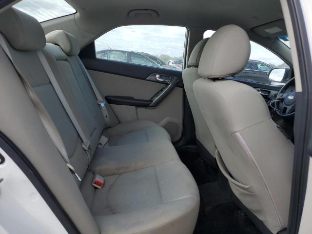 KNAFU4A2XD5682963 - 2013 KIA FORTE EX თეთრი ფოტო 10