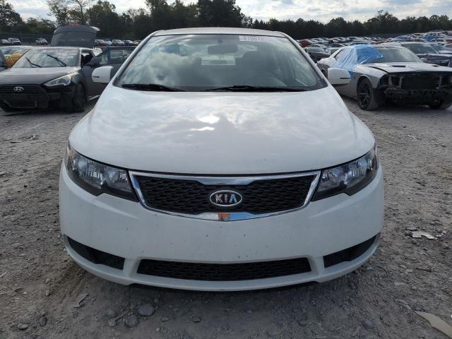 KNAFU4A2XD5682963 - 2013 KIA FORTE EX თეთრი ფოტო 5