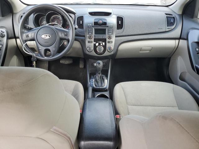 KNAFU4A2XD5682963 - 2013 KIA FORTE EX თეთრი ფოტო 8