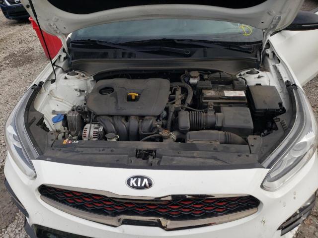 3KPF34AD7ME268325 - 2021 KIA FORTE GT LINE WHITE photo 11