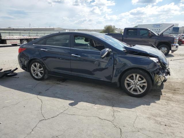 5NPEC4AC7DH687791 - 2013 HYUNDAI SONATA SE BLUE photo 4