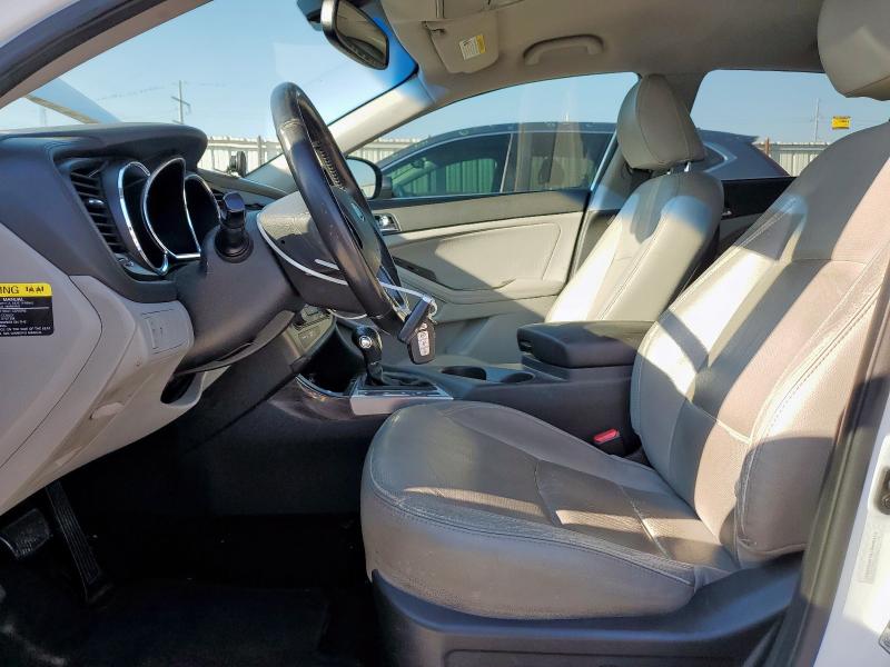 5XXGN4A75CG005426 - 2012 KIA OPTIMA EX Ақ фото 7