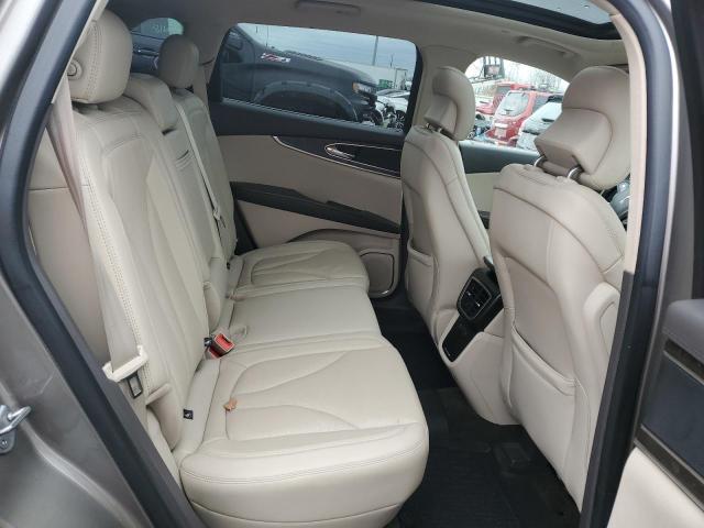 2LMPJ8LP3HBL30969 - 2017 LINCOLN MKX RESERVE Коричневий фото 10