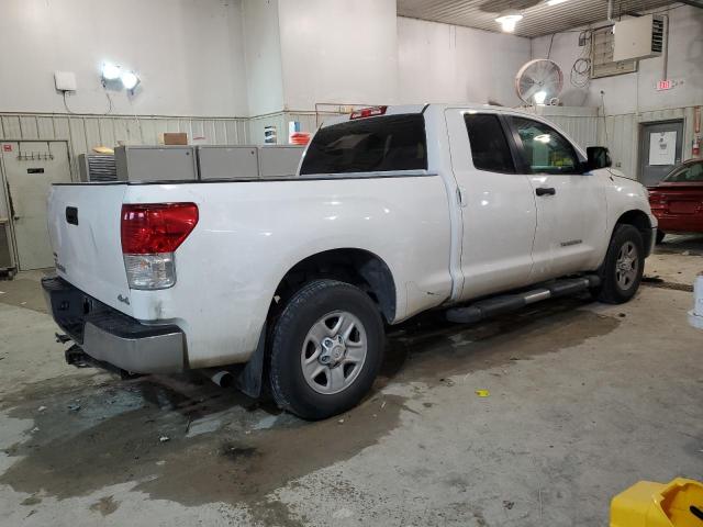 5TFUM5F10CX035331 - 2012 TOYOTA TUNDRA DOUBLE CAB SR5 WHITE photo 3