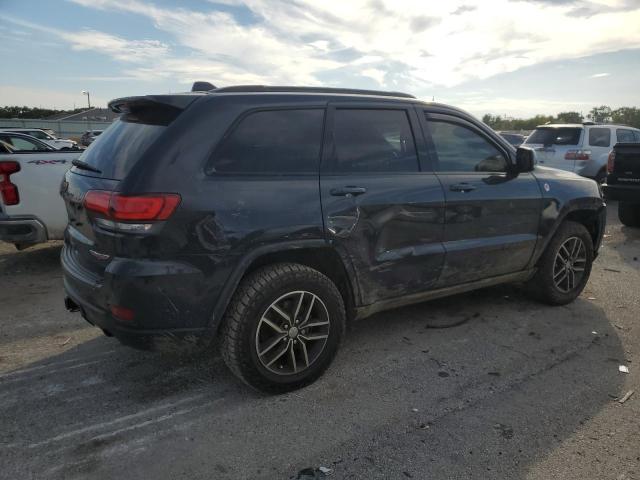 1C4RJFLG4JC306070 - 2018 JEEP GRAND CHER TRAILHAWK ნაცრისფერი ფოტო 3