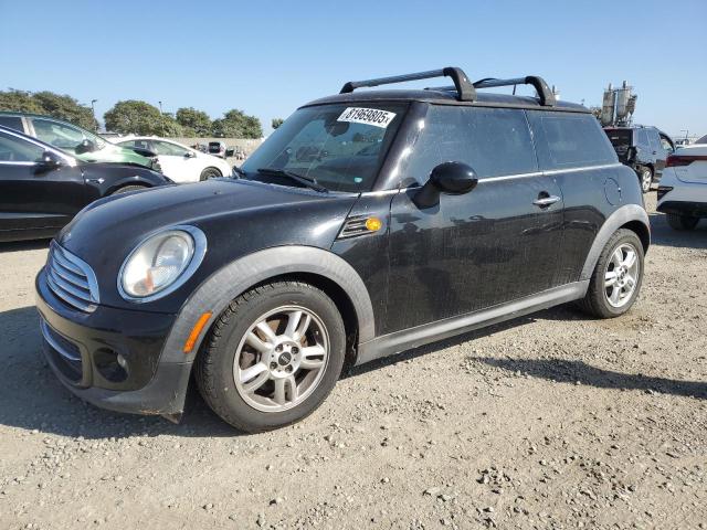 2012 MINI COOPER, 