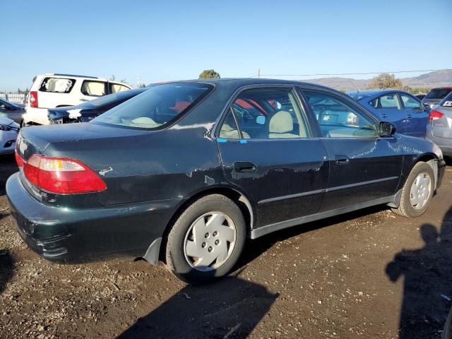 1HGCG1642WA021431 - 1998 HONDA ACCORD LX GREEN photo 3