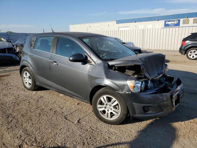 1G1JC6SG1D4174269 - 2013 CHEVROLET SONIC LT GRAY photo 4