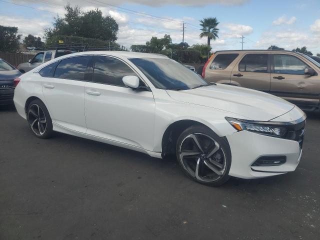 1HGCV1F3XKA047959 - 2019 HONDA ACCORD SPORT Biały zdjęcie 4