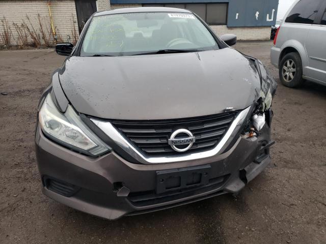 1N4AL3AP1GN310105 - 2016 NISSAN ALTIMA 2.5 BROWN photo 5