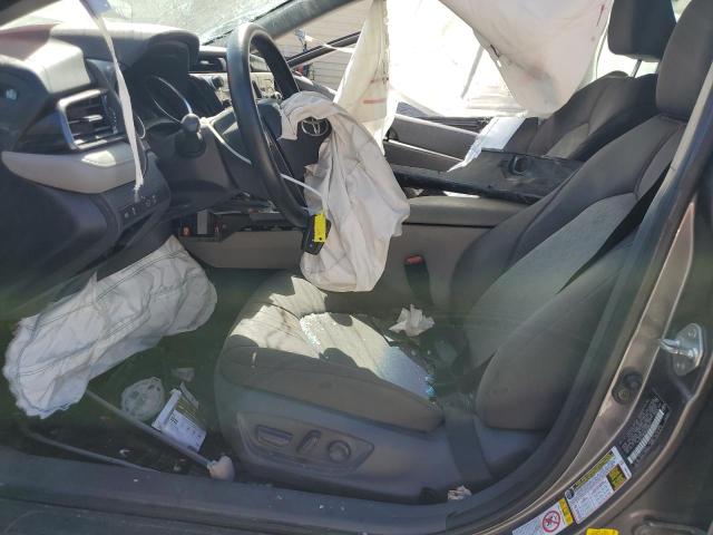 4T1B11HKXKU699811 - 2019 TOYOTA CAMRY L GRAY photo 7