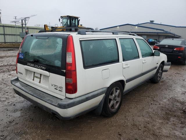 YV1LZ5645W2476570 - 1998 VOLVO V70 XC WHITE photo 3