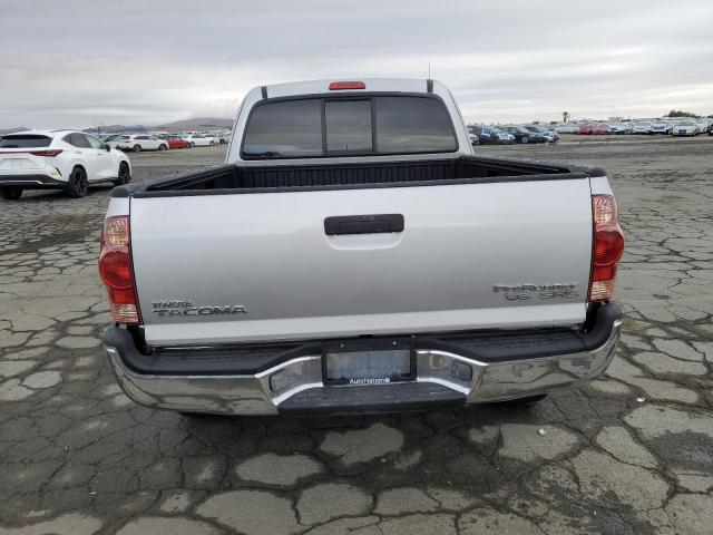 5TETU62NX5Z026495 - 2005 TOYOTA TACOMA PRERUNNER ACCESS CAB SILVER photo 6