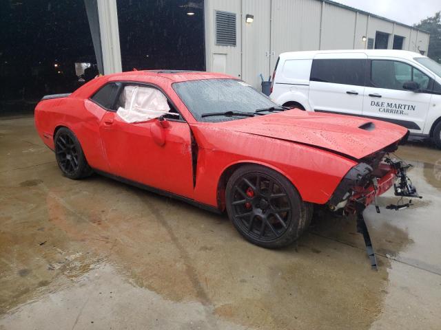 2C3CDZAT1FH700939 - 2015 DODGE CHALLENGER SXT RED photo 4