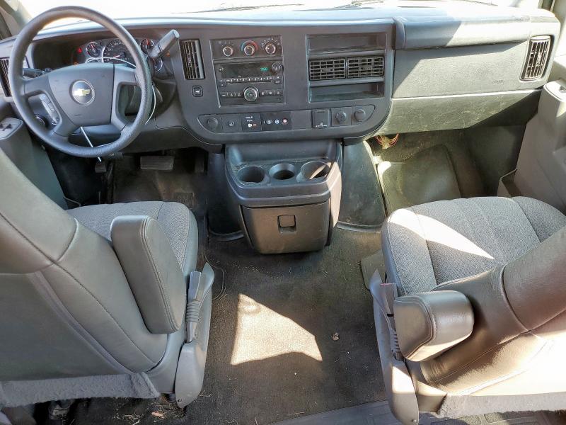 1GAZGPFG7H1341880 - 2017 CHEVROLET EXPRESS G3 LT Білий фото 8