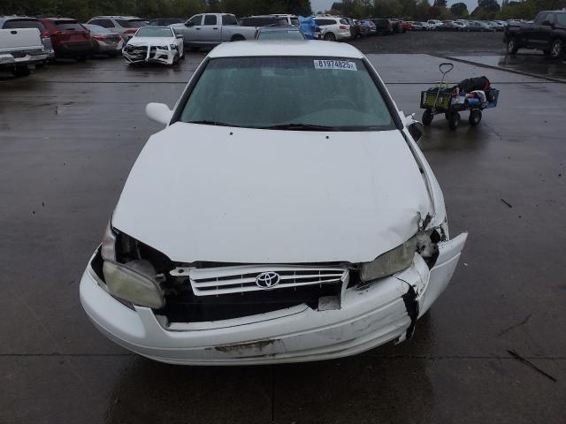 JT2BG22K4W0204980 - 1998 TOYOTA CAMRY CE WHITE photo 5