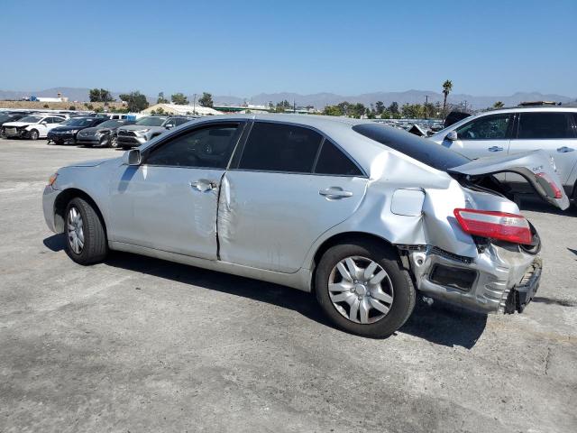 4T4BE46K49R054676 - 2009 TOYOTA CAMRY BASE Արծաթագույն լուսանկար 2