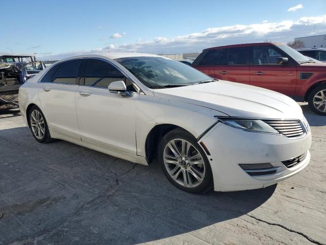 3LN6L2GK9DR806246 - 2013 LINCOLN MKZ WHITE photo 4