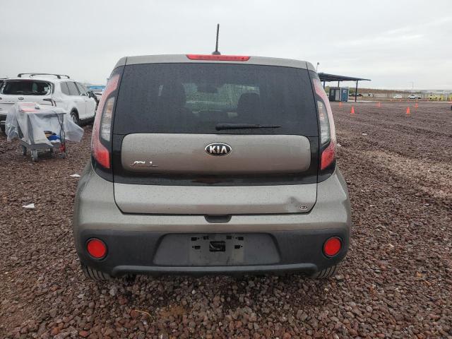 KNDJN2A20H7422001 - 2017 KIA SOUL GRAY photo 6