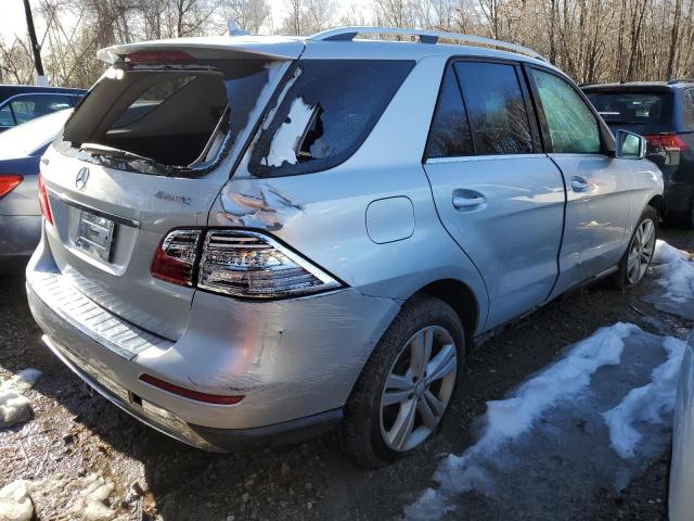 4JGDA5HB3EA284318 - 2014 MERCEDES-BENZ ML 350 4MATIC SILVER photo 3