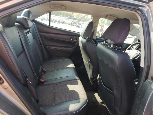 5YFBURHEXHP630613 - 2017 TOYOTA COROLLA L Grau Foto 10