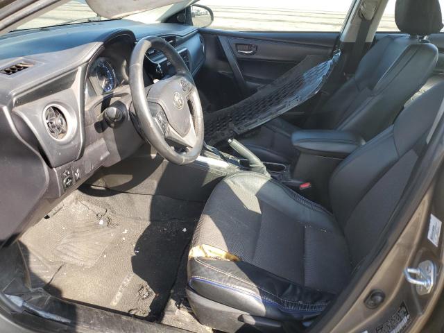 5YFBURHEXHP630613 - 2017 TOYOTA COROLLA L Grau Foto 7