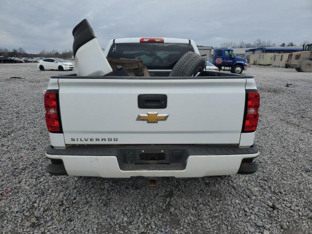 1GCVKPEC7JZ261487 - 2018 CHEVROLET SILVERADO K1500 CUSTOM WHITE photo 6