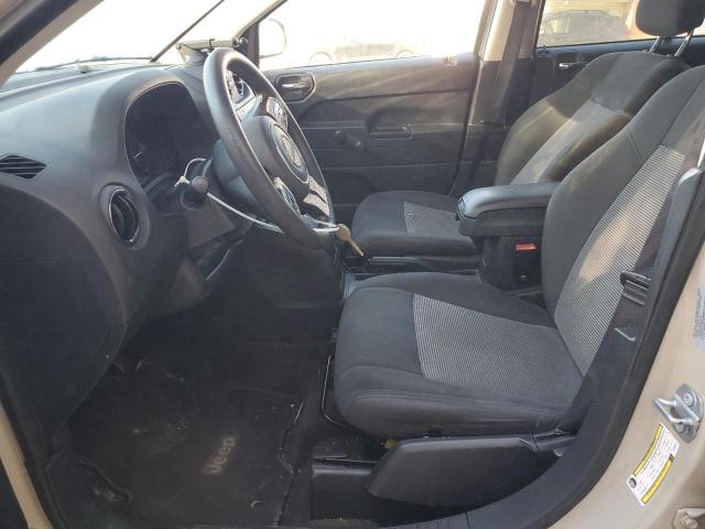 1C4NJCBA4HD185619 - 2017 JEEP COMPASS SPORT Bej foto 7