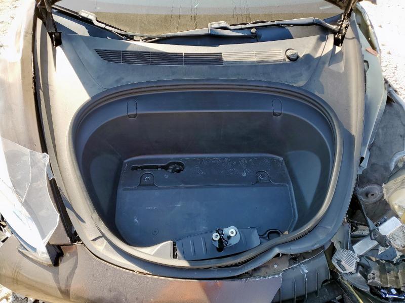 5YJ3E1EB2KF543126 - 2019 TESLA MODEL 3 Kahverengi fotoğraf 11